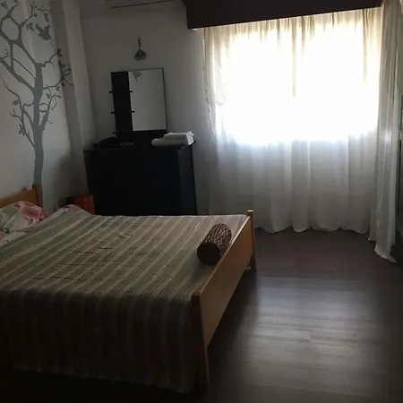 Lovely Corner Διαμέρισμα *